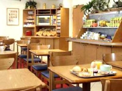 Kyriad Centre Gare Hotel Rennes